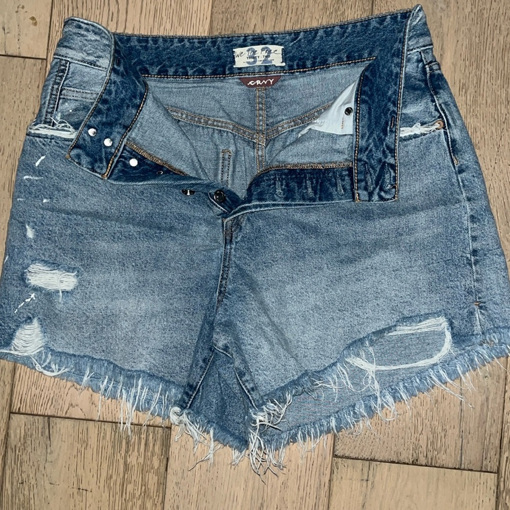 Women’s jean shorts by Free People - Picture 2 of 7